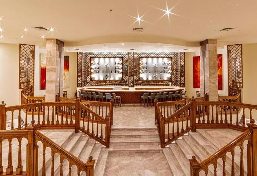 هتل Siva Grand Beach