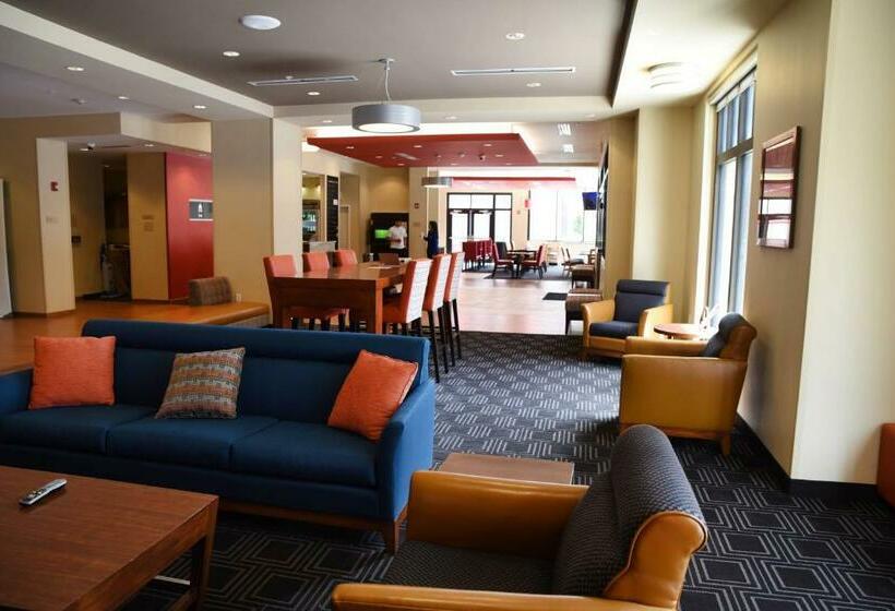 فندق Towneplace Suites By Marriott Lawrence Downtown