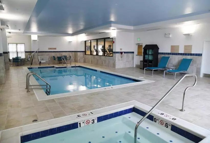 Hotel Towneplace Suites By Marriott Lawrence Downtown