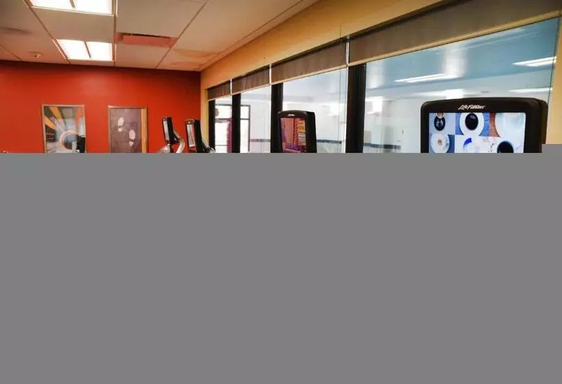 Hotel Towneplace Suites By Marriott Lawrence Downtown