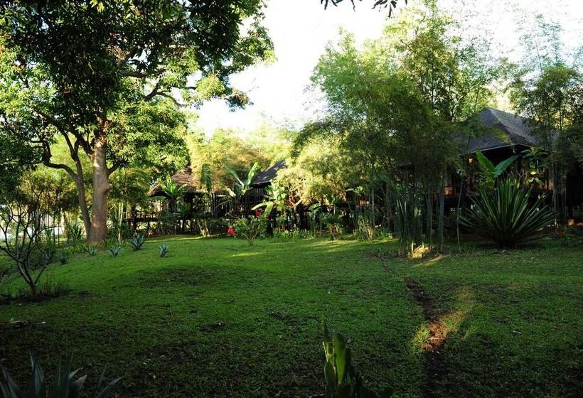 هتل Villa Inle Boutique Resort