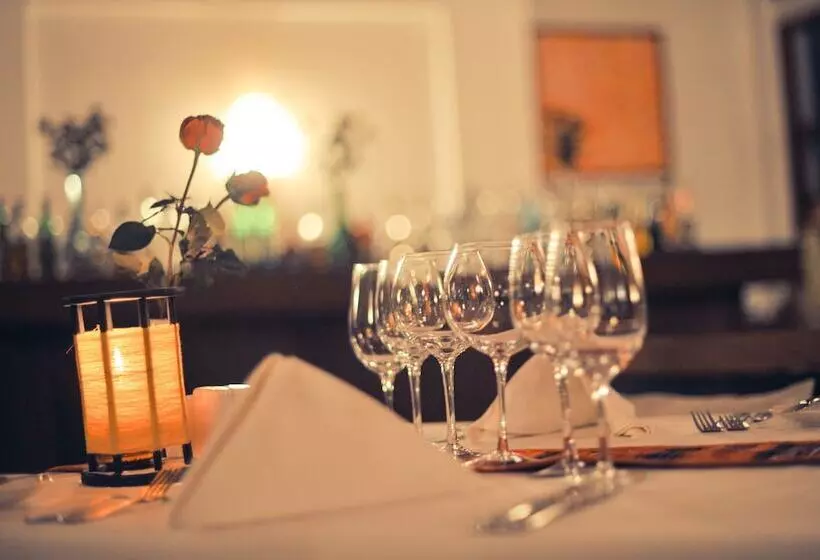 هتل Villa Inle Boutique Resort