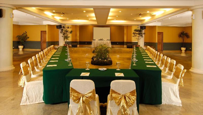 Szálloda Yasmin Resort & Conference