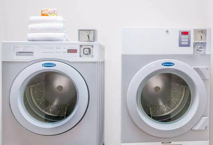 Microtel Inn & Suites By Wyndham Vernal/naples