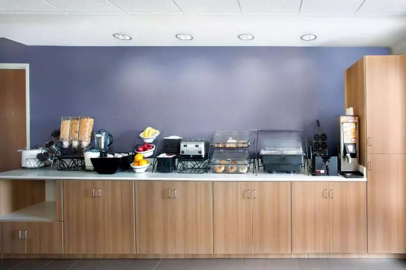 Microtel Inn & Suites By Wyndham Vernal/naples