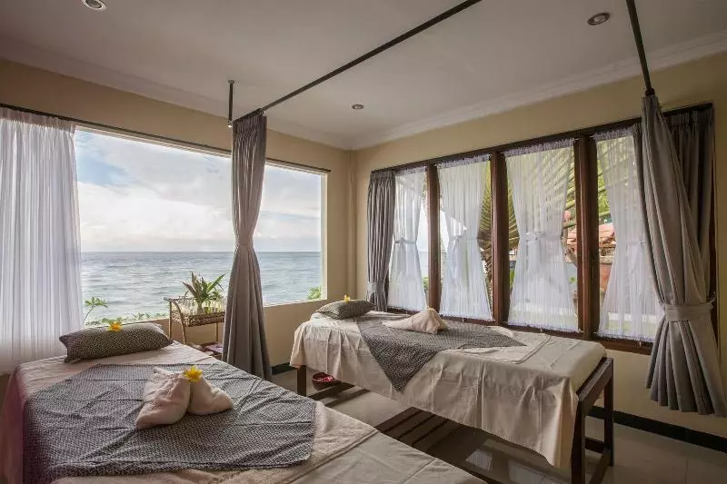 Puri Wirata Dive Resort And Spa Amed