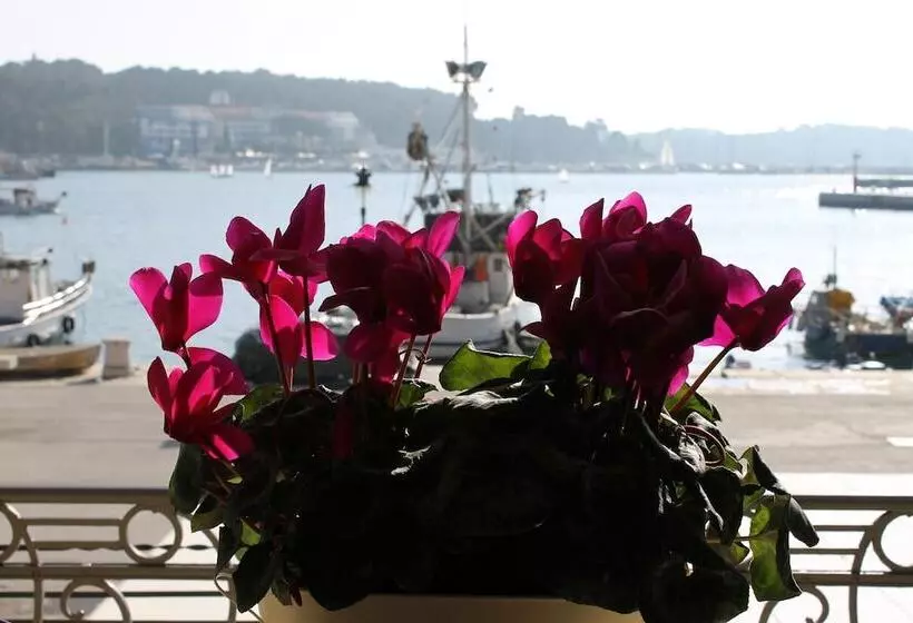 Residence Porta Antica Centro Storico