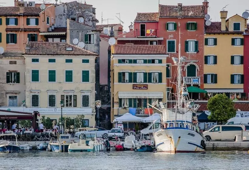 Residence Porta Antica Centro Storico