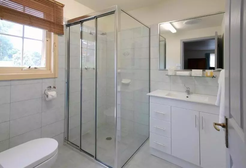 Riverview Boutique Motel