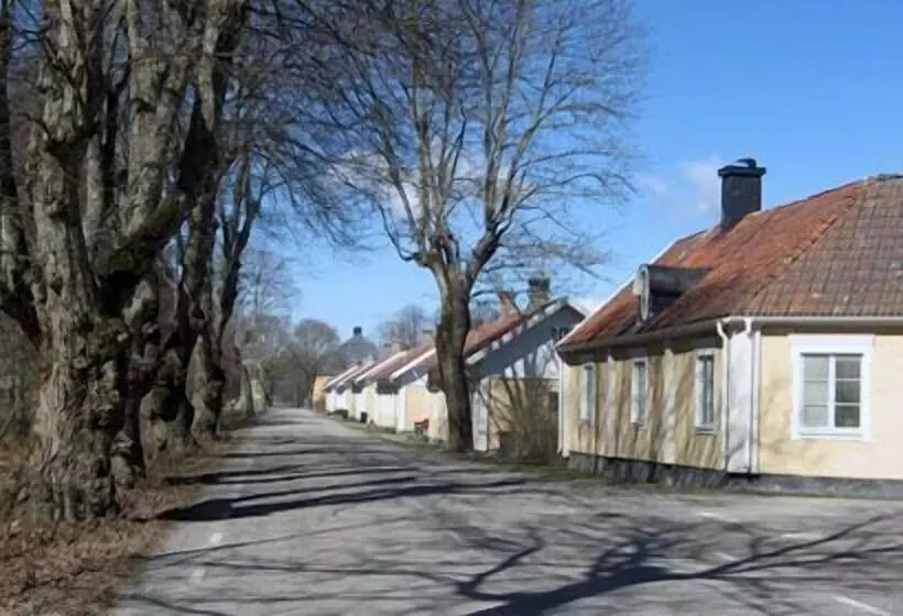 ホテル Wärdshuset Gammel Tammen österbybruk