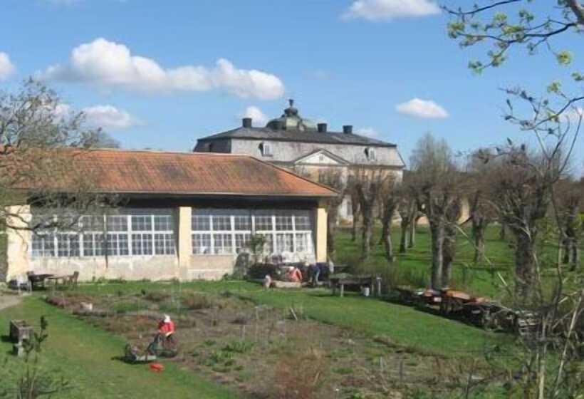 فندق Wärdshuset Gammel Tammen österbybruk