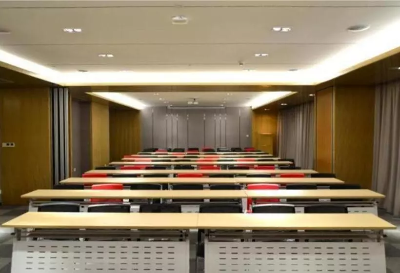 ホテル City Comfort Inn Jinan Railway Station Daming Lake
