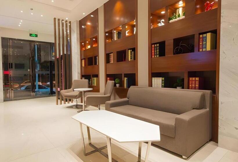 בית מלון כפרי City Comfort Inn Wuhan Huanghe Tower Shouyi Metro Station