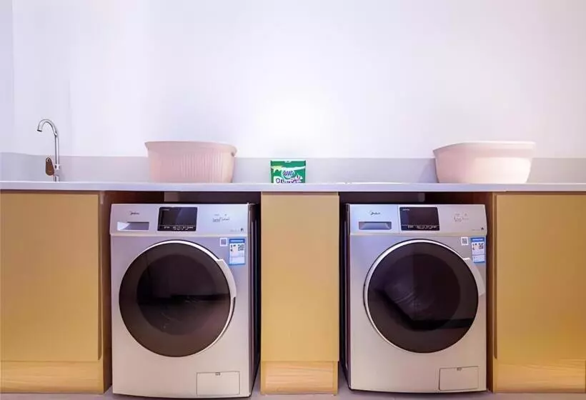 هتل City Comfort Inn Chongqing Nanping Wanda Plaza Light Rail Station