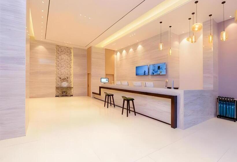 هتل City Comfort Inn Chongqing Nanping Wanda Plaza Light Rail Station