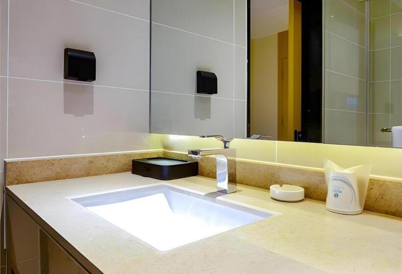 هتل City Comfort Inn Chongqing Nanping Wanda Plaza Light Rail Station