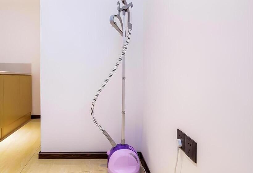 هتل City Comfort Inn Chongqing Nanping Wanda Plaza Light Rail Station