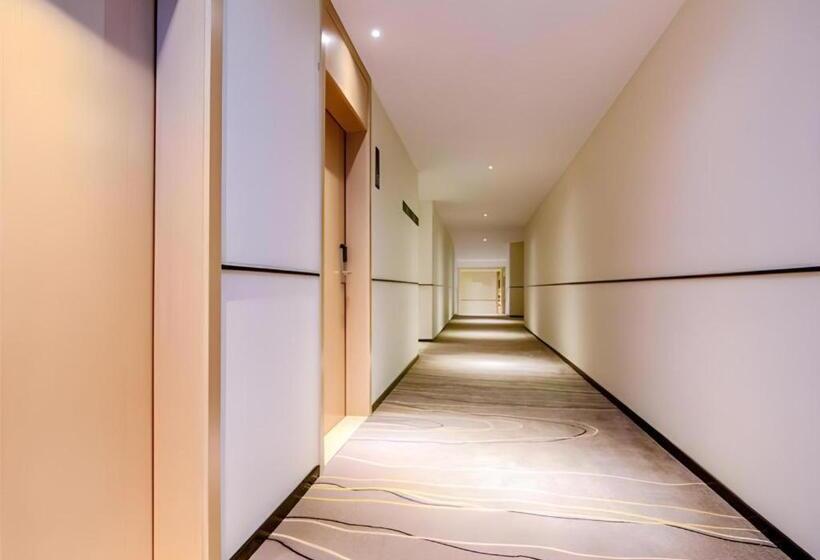 هتل City Comfort Inn Chongqing Nanping Wanda Plaza Light Rail Station