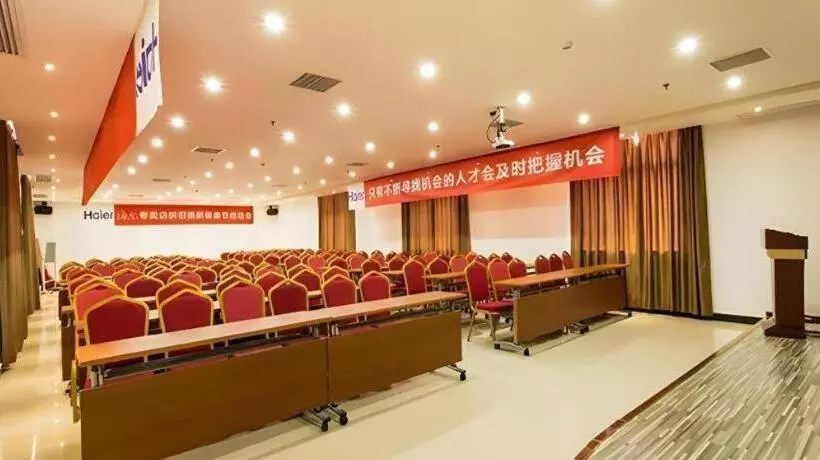 ホテル City Comfort Inn Guigang Pingnan Bus Station Jiangbin Park