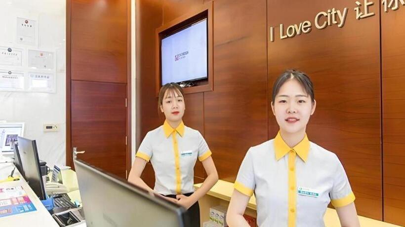 Hotel City Comfort Inn Guigang Pingnan Bus Station Jiangbin Park