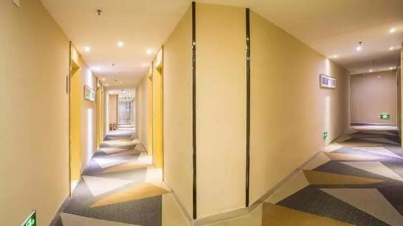 ホテル City Comfort Inn Guigang Pingnan Bus Station Jiangbin Park