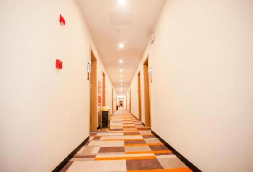 Shell Hotel Shanghai Baoshan District Shuichan Road Huayuan City