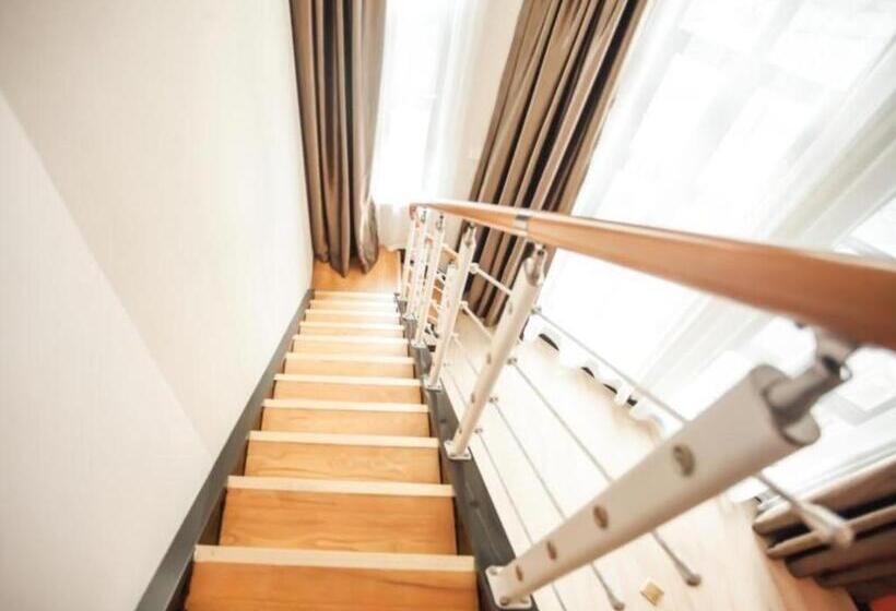 Shell Hotel Shanghai Baoshan District Shuichan Road Huayuan City