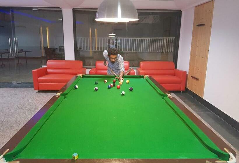 Hunky Dory Resort And Spa