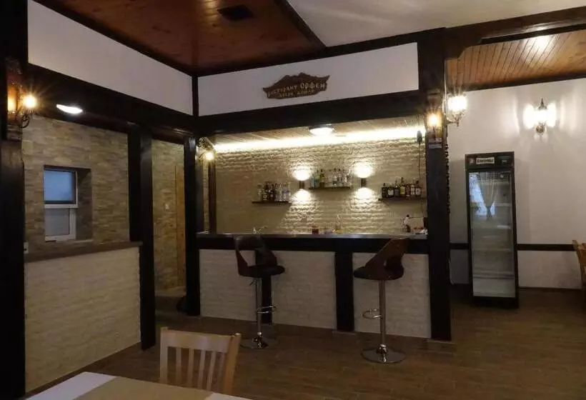 Hotelli семеен хотел орфей