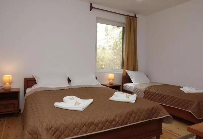 Hotelli семеен хотел орфей