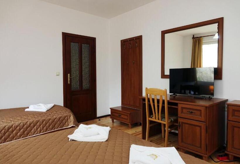 בית מלון כפרי семеен хотел орфей