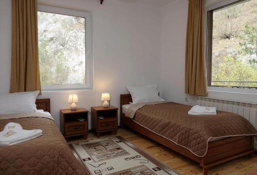 בית מלון כפרי семеен хотел орфей