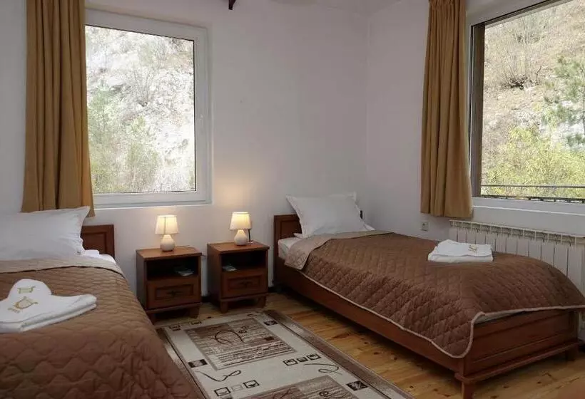 Hotelli семеен хотел орфей