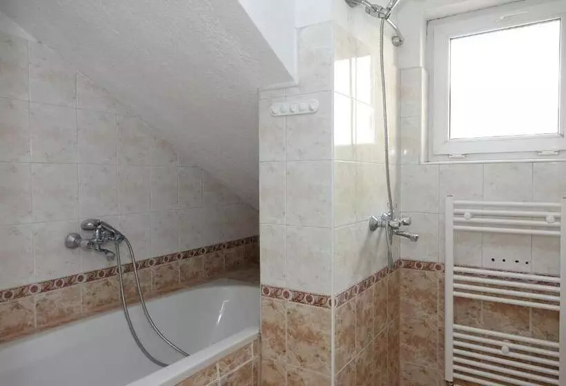 Hotelli семеен хотел орфей