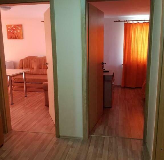 ホテル Floare De Colt