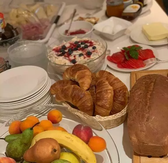 Hotelli Gasthof Hirschen