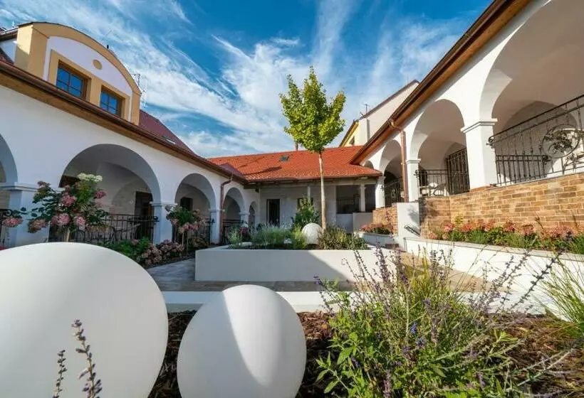 ペンション Modrá Hortenzie