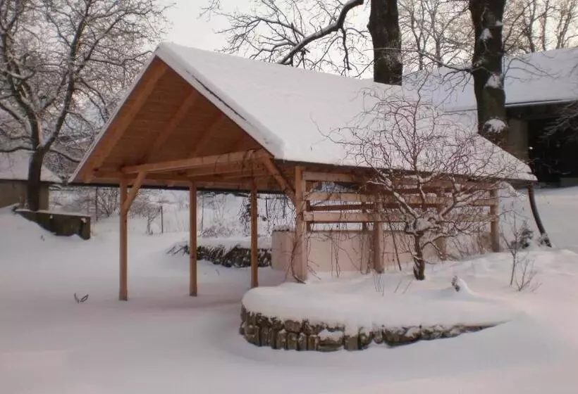 Majatalo Penzion Na Devitce