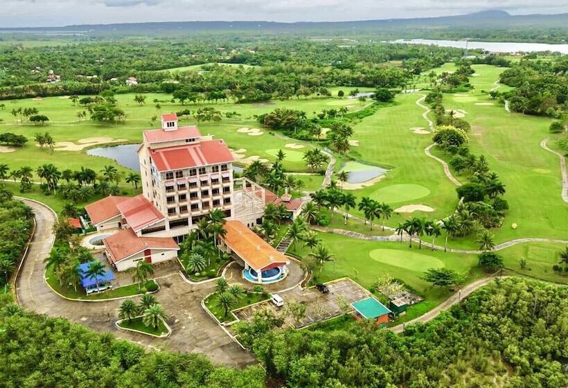 Queens Island Golf And Resort