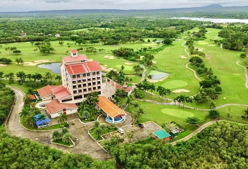 Queens Island Golf And Resort