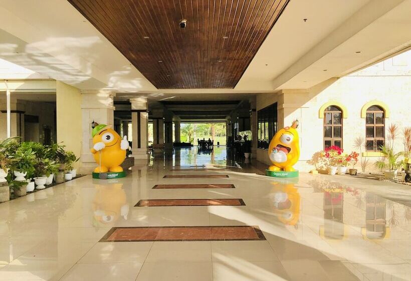 Queens Island Golf And Resort