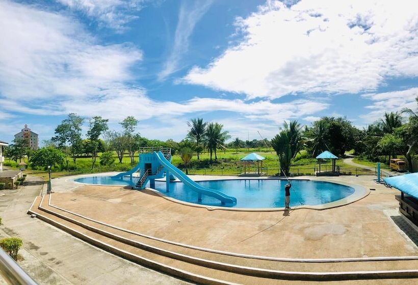 Queens Island Golf And Resort