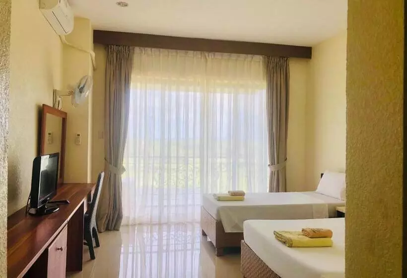 Queens Island Golf And Resort