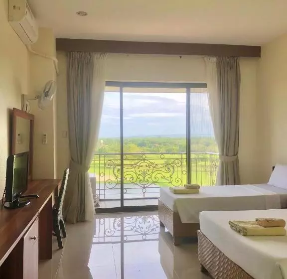 Queens Island Golf And Resort