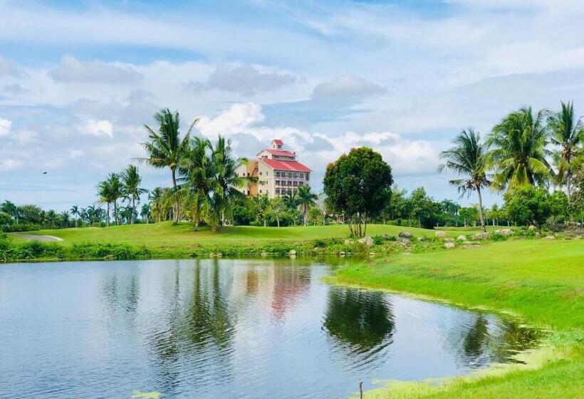 Queens Island Golf And Resort