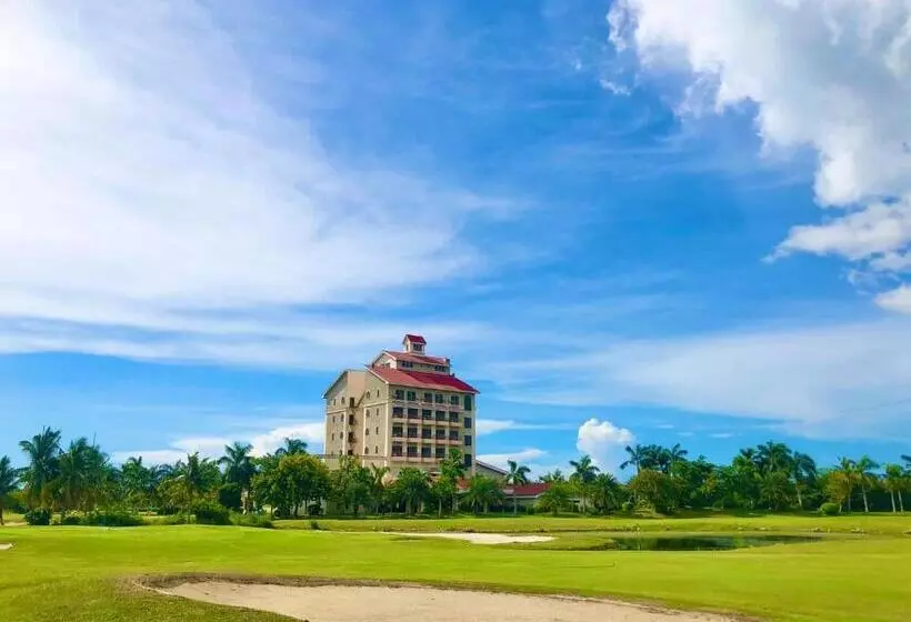 Queens Island Golf And Resort