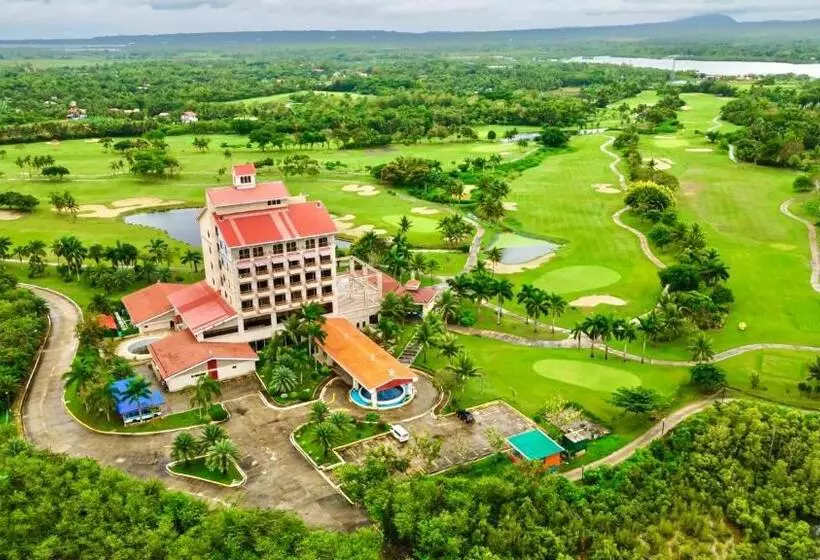 Queens Island Golf And Resort