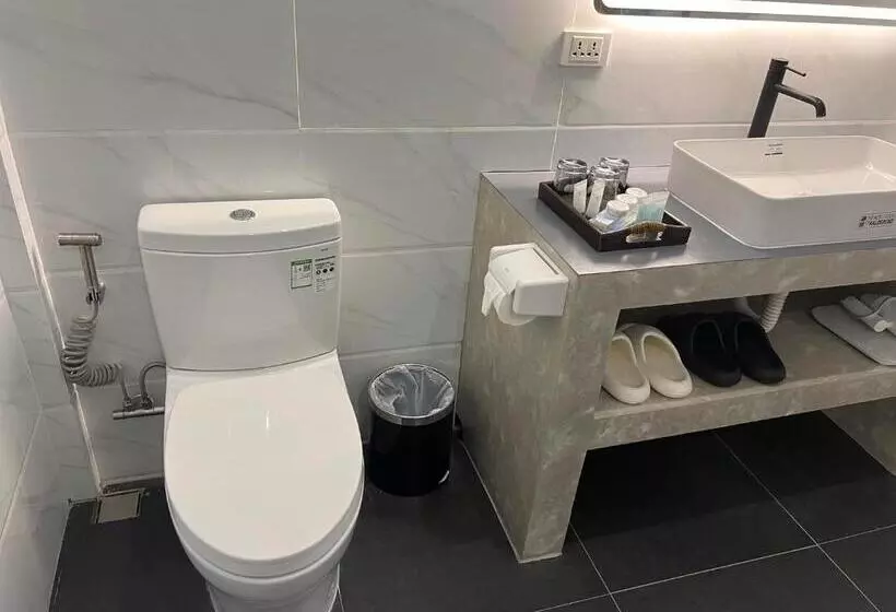 Lomakeskus Bohol Coastal View