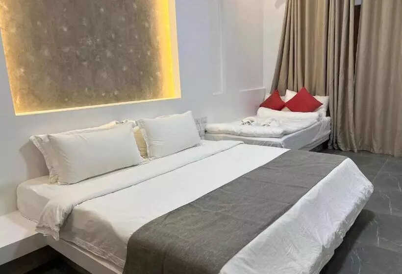 Lomakeskus Bohol Coastal View