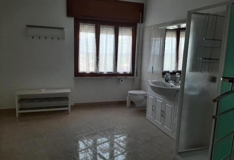 مبيت وإفطار Bebolmi Da  Ndò, A Roccaspinalveti